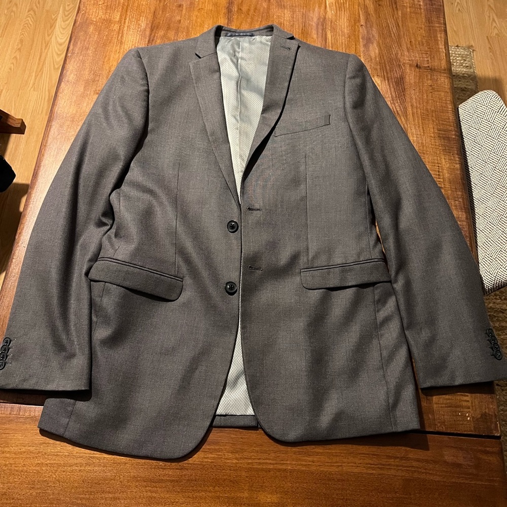 Grey Kenneth Cole Suit- excellent condition